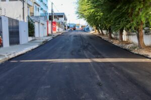 Pavimenta Vitória: Prefeitura inicia capeamento asfáltico de vias do município