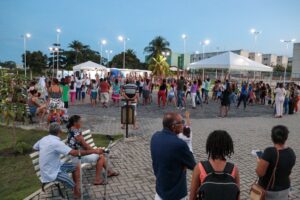Prefeitura da Vitória promove ação de saúde na Praça da Militina