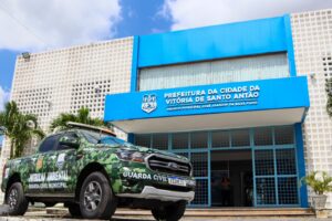 Prefeitura da Vitória faz entrega de viatura da Patrulha Ambiental