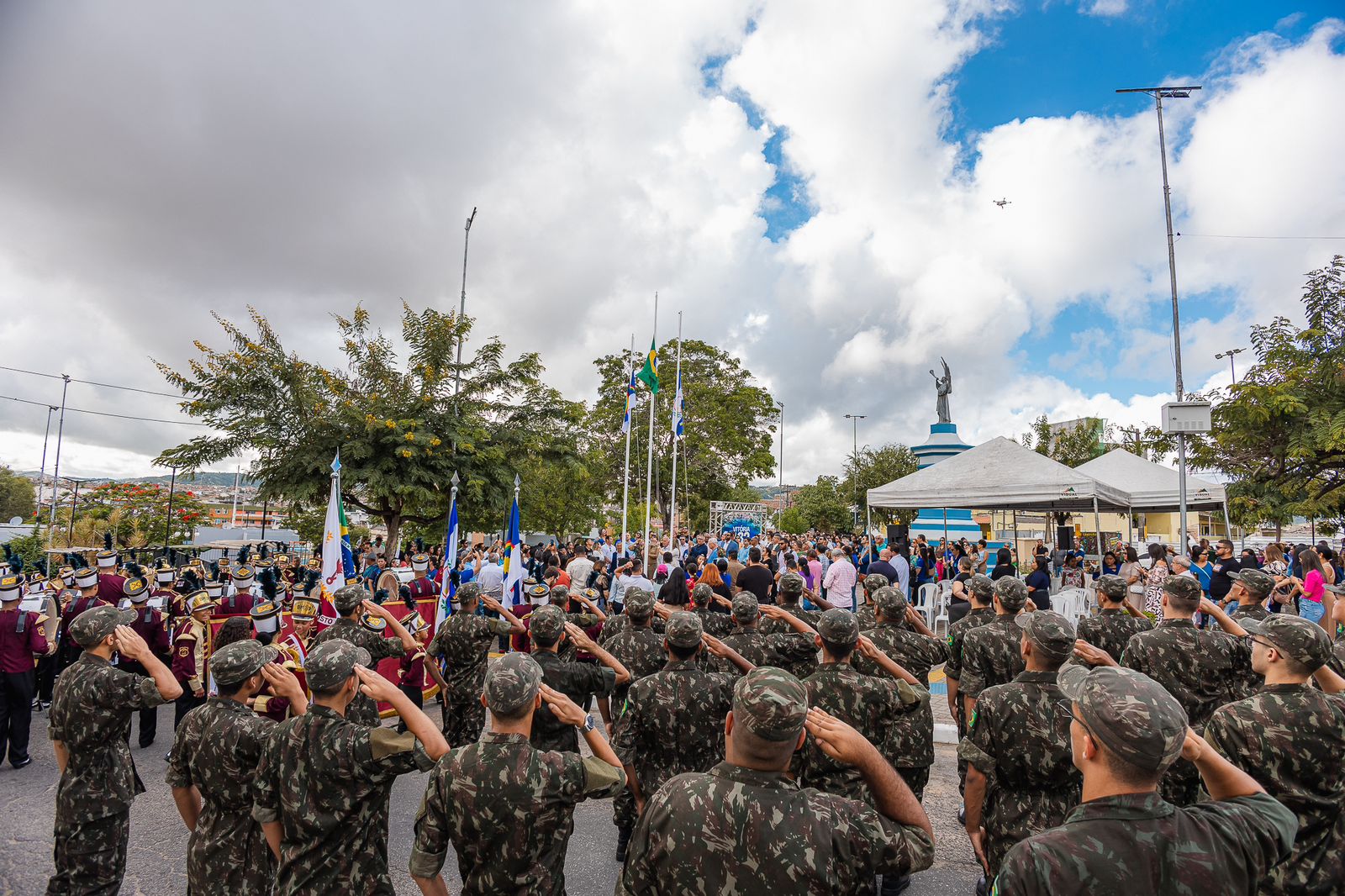Em Vitória, atividades cívicas e culturais marcam celebrações dos 182 anos de elevação à cidade